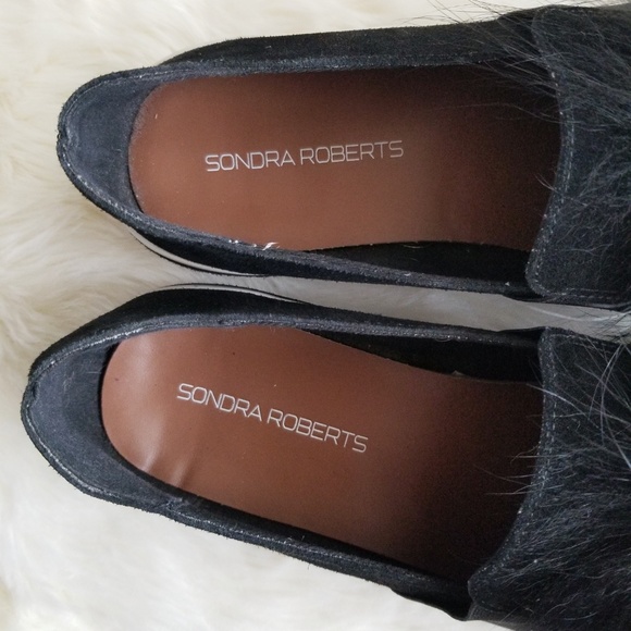Sondra Roberts Slip-on Sneakers Black Pom Pom Flat - Picture 5 of 7